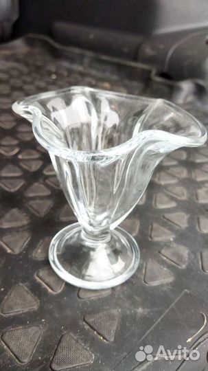 Креманки стеклянные и металлические