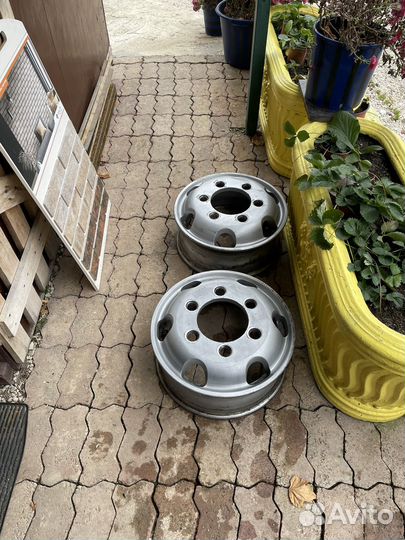 Грузовые диски литые 17.5