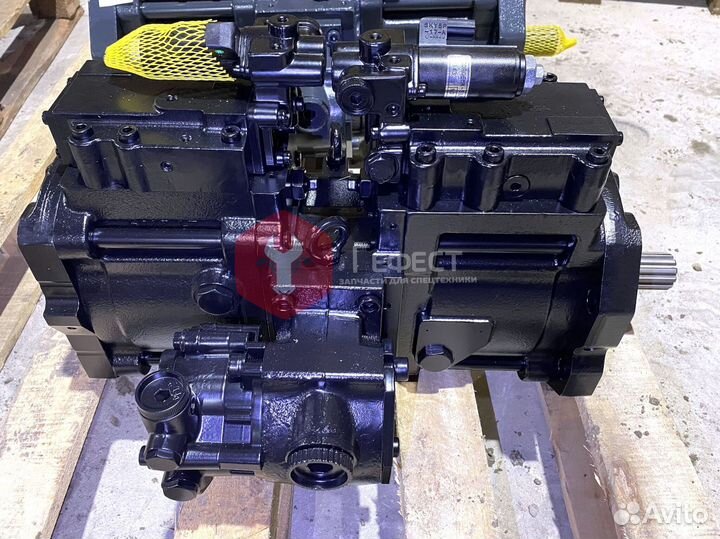 Основной насос Kobelco SK200srlc-1S YB10V00001F1