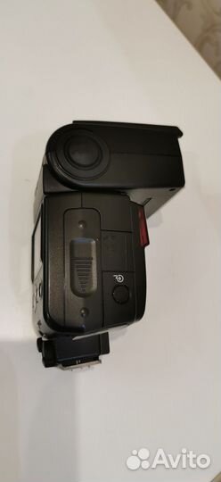 Фотовспышка Nikon