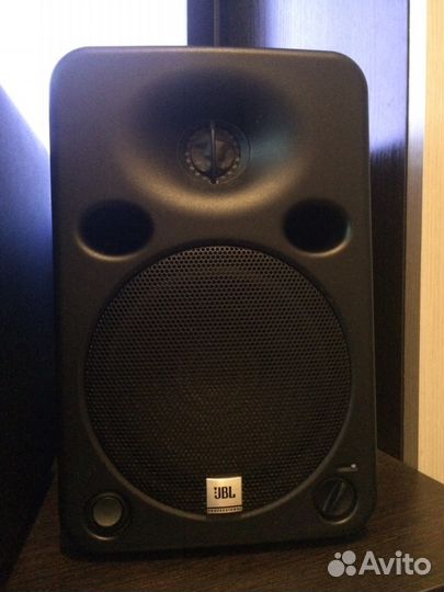 Колонки мониторы JBL Professional lsr6325p