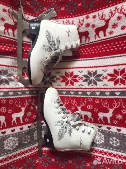 Коньки фигурные детские 34 размер