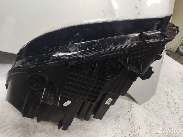 Фара правая Bmw x1 F48 led adaptive
