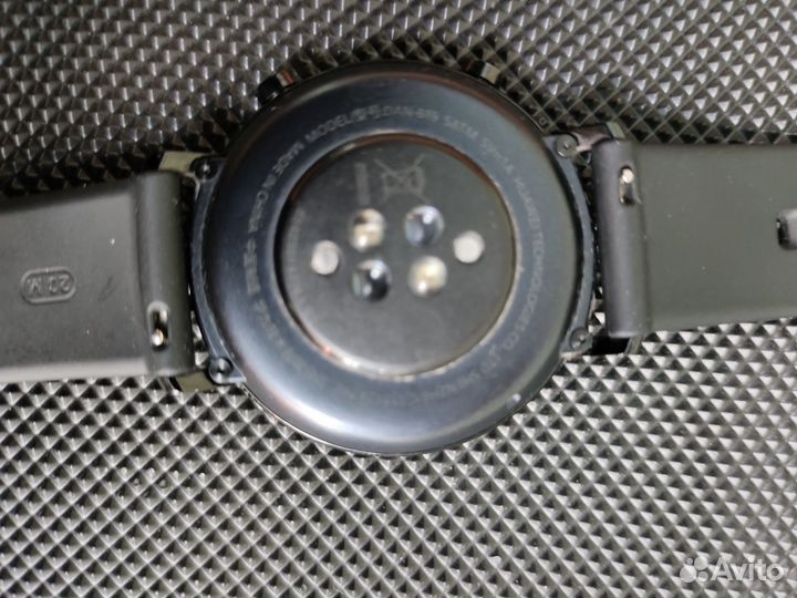 Смарт часы huawei watch gt 2 модель Dan b19