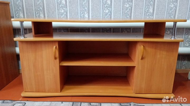 Тумба под телевизор