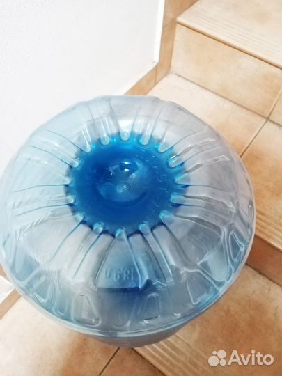 Бутыль из под воды, 18,9л
