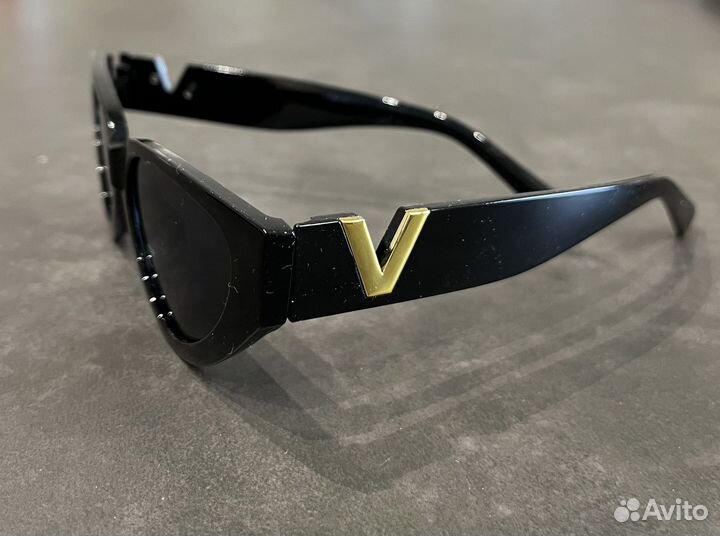 Солнцезащитные очки