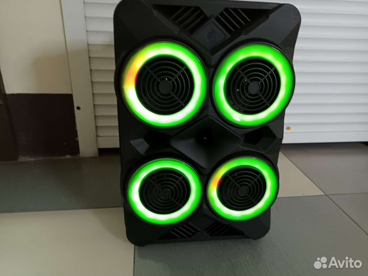 Колонка С 4 Динамиками - Блютуз + Радио + Микрофон