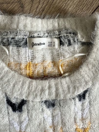 Свитер stradivarius