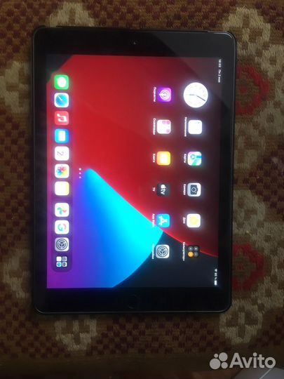 Планшет iPad 6-32 gb