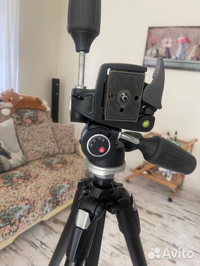 Штатив manfrotto 190xdb