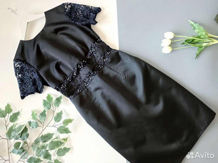 Платье футляр атласное