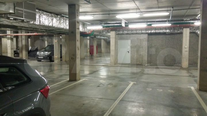Машиноместо, 15 м²