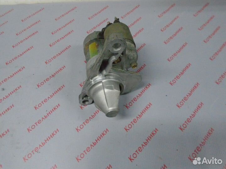 Nissan 23300-EN21C Стартер