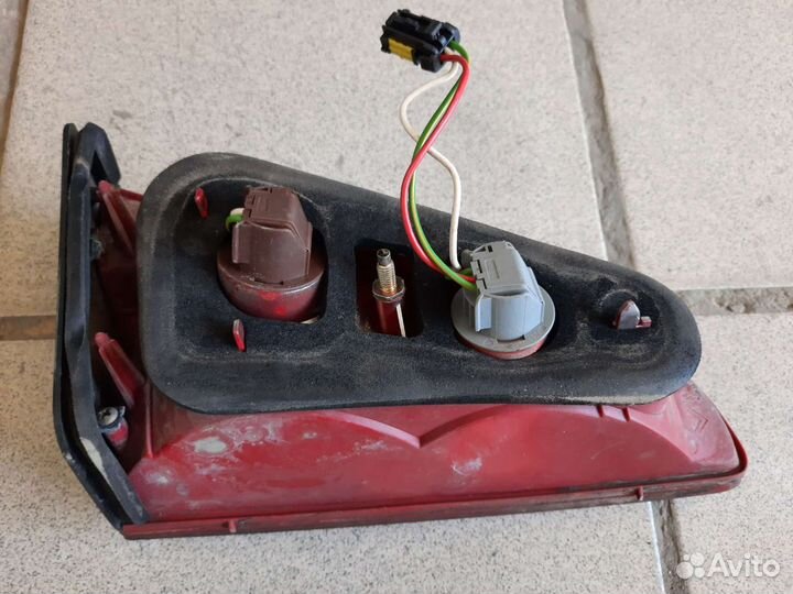 Фонарь задний peugeot 607 седан