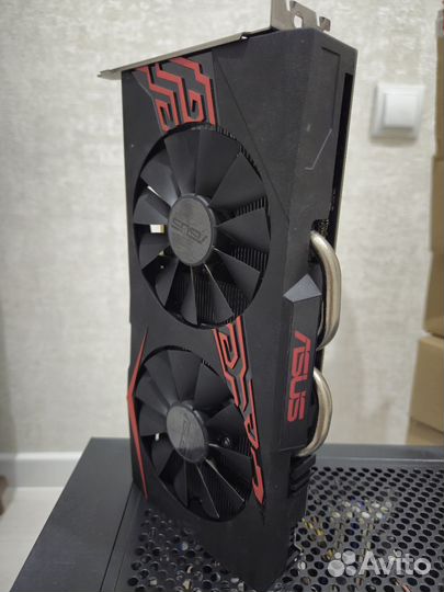 Видеокарта Asus RX 570 4gb