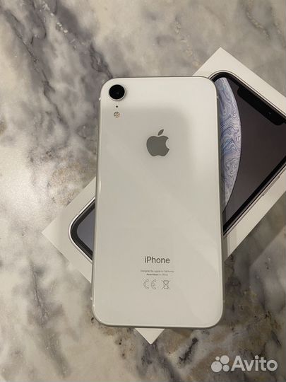 Телефон iPhone xr