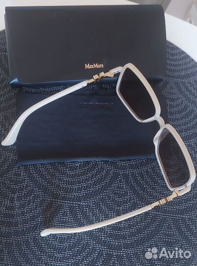 Солнцезащитные очки Max Mara