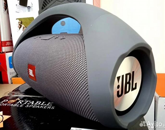 Колонка JBL Boombox