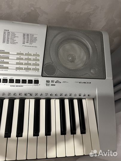 Синтезатор Yamaha psr e403