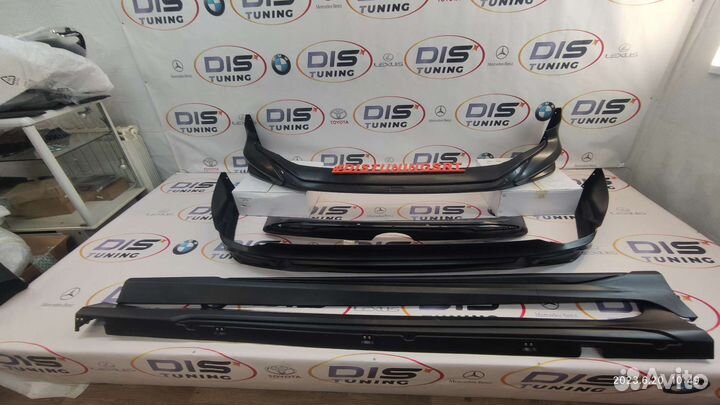 Обвес Тойота Камри 70 Modellista