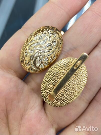 Золотые серьги