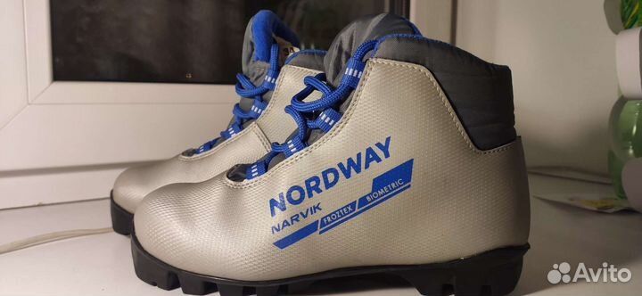 Лыжные ботинки детские 34 р