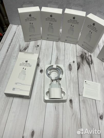 Зарядка на iPhone 20w быстрая