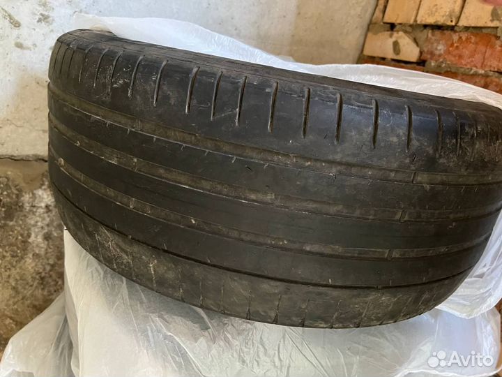 Pirelli P Zero 275/40 R21 и 315/35 R21