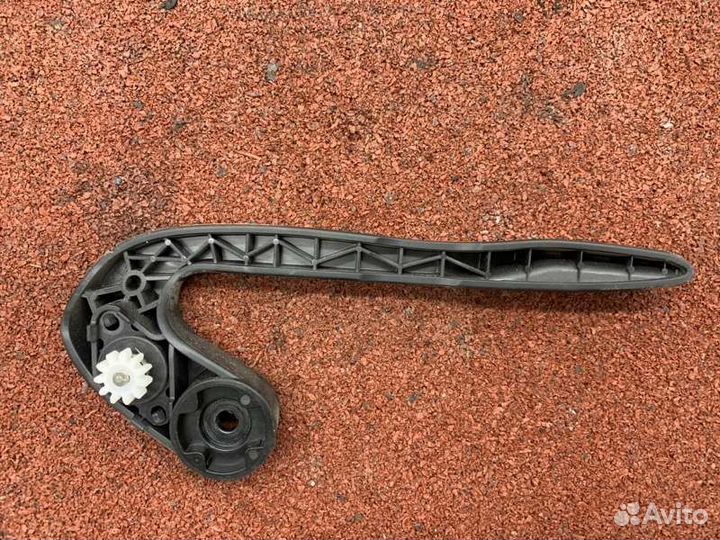 Ручка регулировки рулевой колонки Skoda Octavia A7