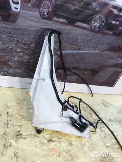 Бачок омывателя Land Rover Range Rover Vogue 4