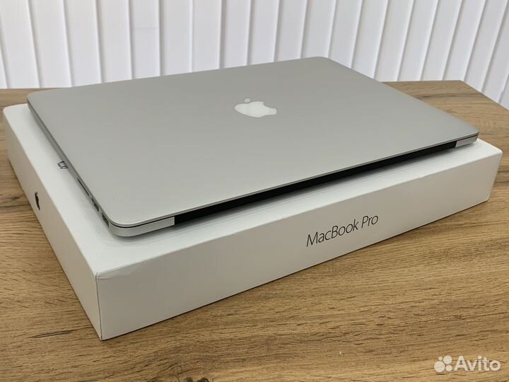 MacBook Pro 15 2016 i7/16 /256 gb + Adobe