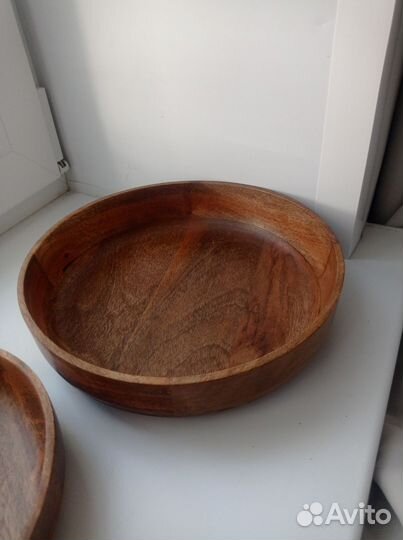 Пара мисок из дерева манго 26 см и 21 см