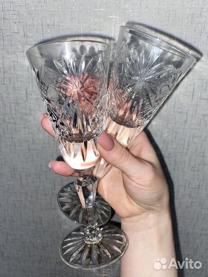 Хрустальные бокалы для шампанского