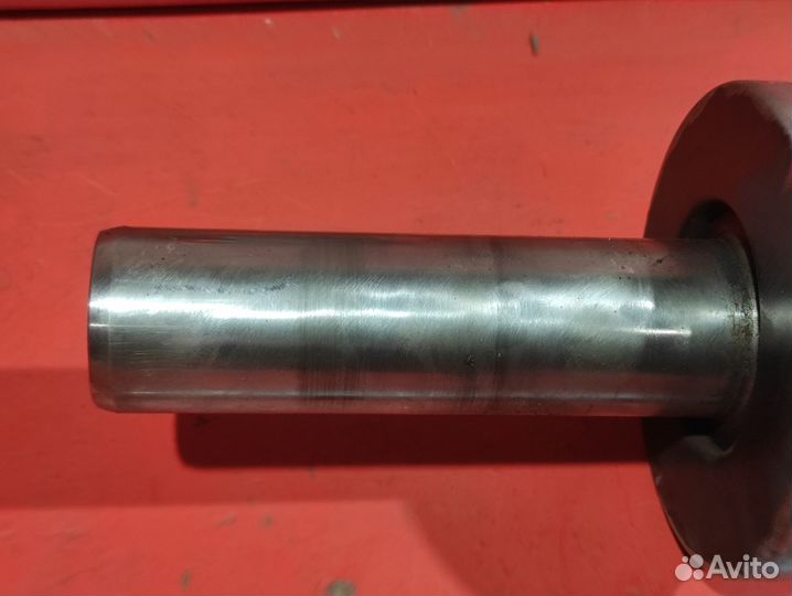 Карданный вал задний Terrano 1 5дв. 3.0L 1985-1995