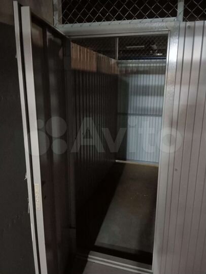 Машиноместо, 10 м²