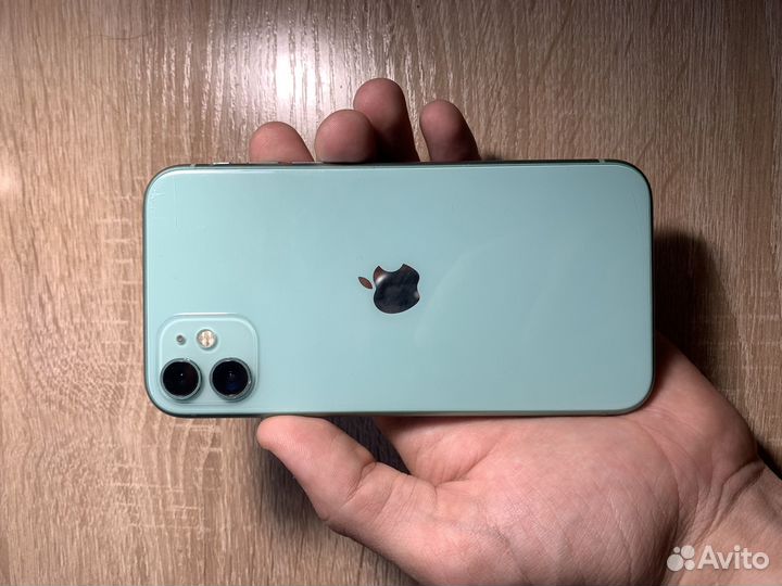 iPhone 11, 64 ГБ