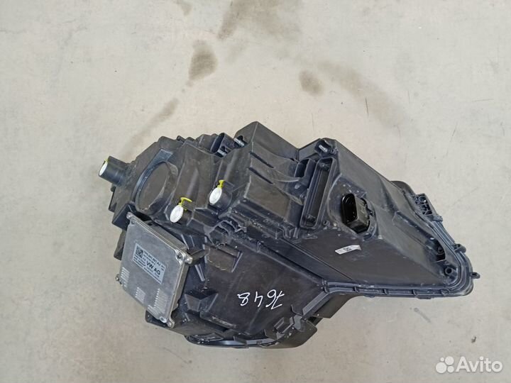 Фара левая LED Skoda Karoq