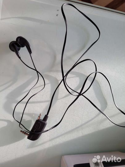Наушники проводные