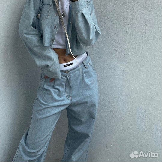 Джинсовый костюм