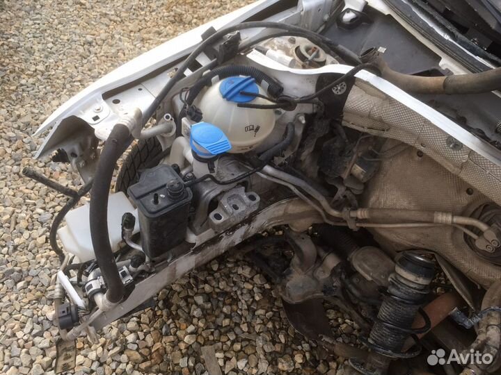 Volkswagen Jetta передний правый лонжерон