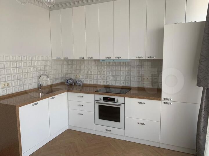 3-к. квартира, 65 м², 13/25 эт.