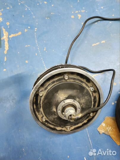 Мотор колесо для электросамоката