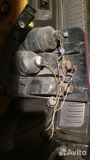 Задние фонари на range rover sport 2008г