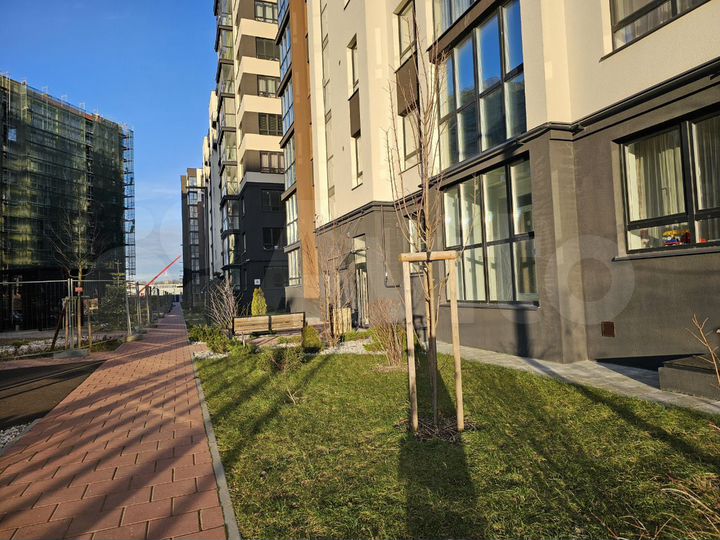 2-к. квартира, 60,8 м², 1/9 эт.