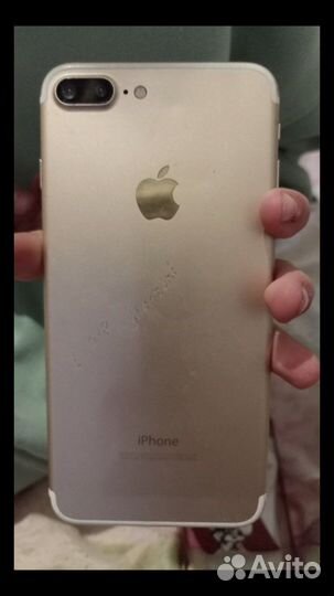 Телефон iPhone 7 plus