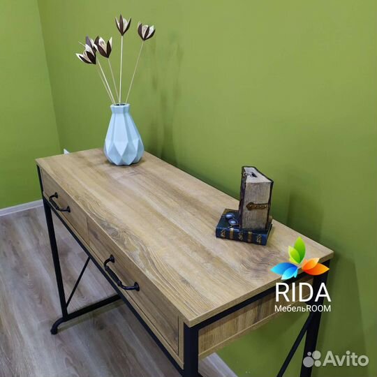 Консоль в стиле Лофт