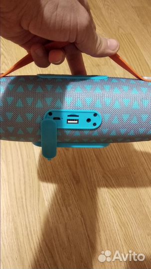 Блютуз колонка