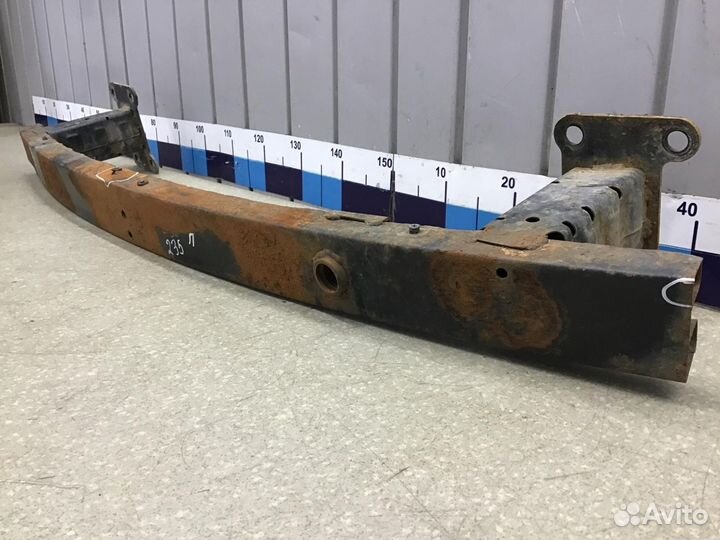 Усилитель переднего бампера Nissan Qashqai (J10) 2