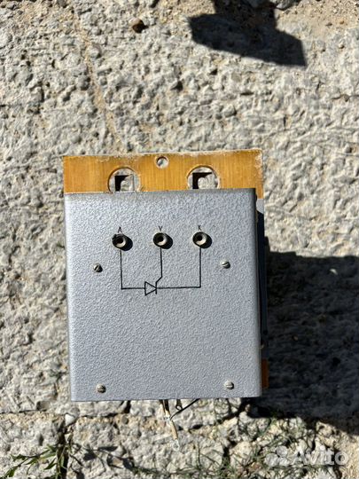 Тиристор силовой Т1000 с радиатором